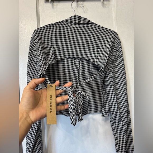 NWT Reformation croptop. - Picture 3 of 5